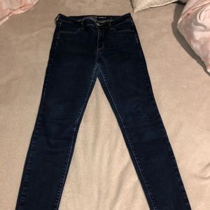 I am selling these Hi-Rise Jeans from american eagle, they are size 12